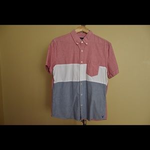 American Eagle short sleeve shirt.
